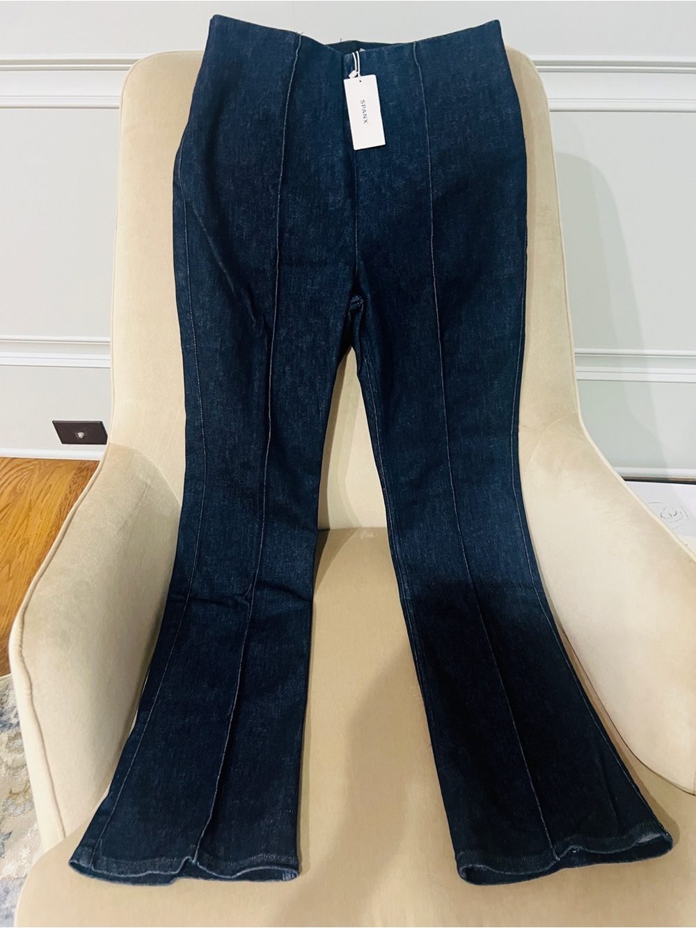 NWT SPANX Dark Indigo Sculpting Flare Denim Jeans size M